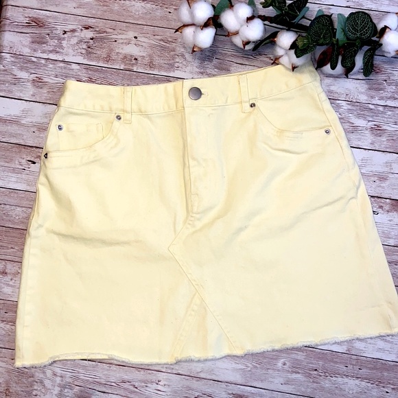 Yellow Denim Mini Skirt - Picture 1 of 5